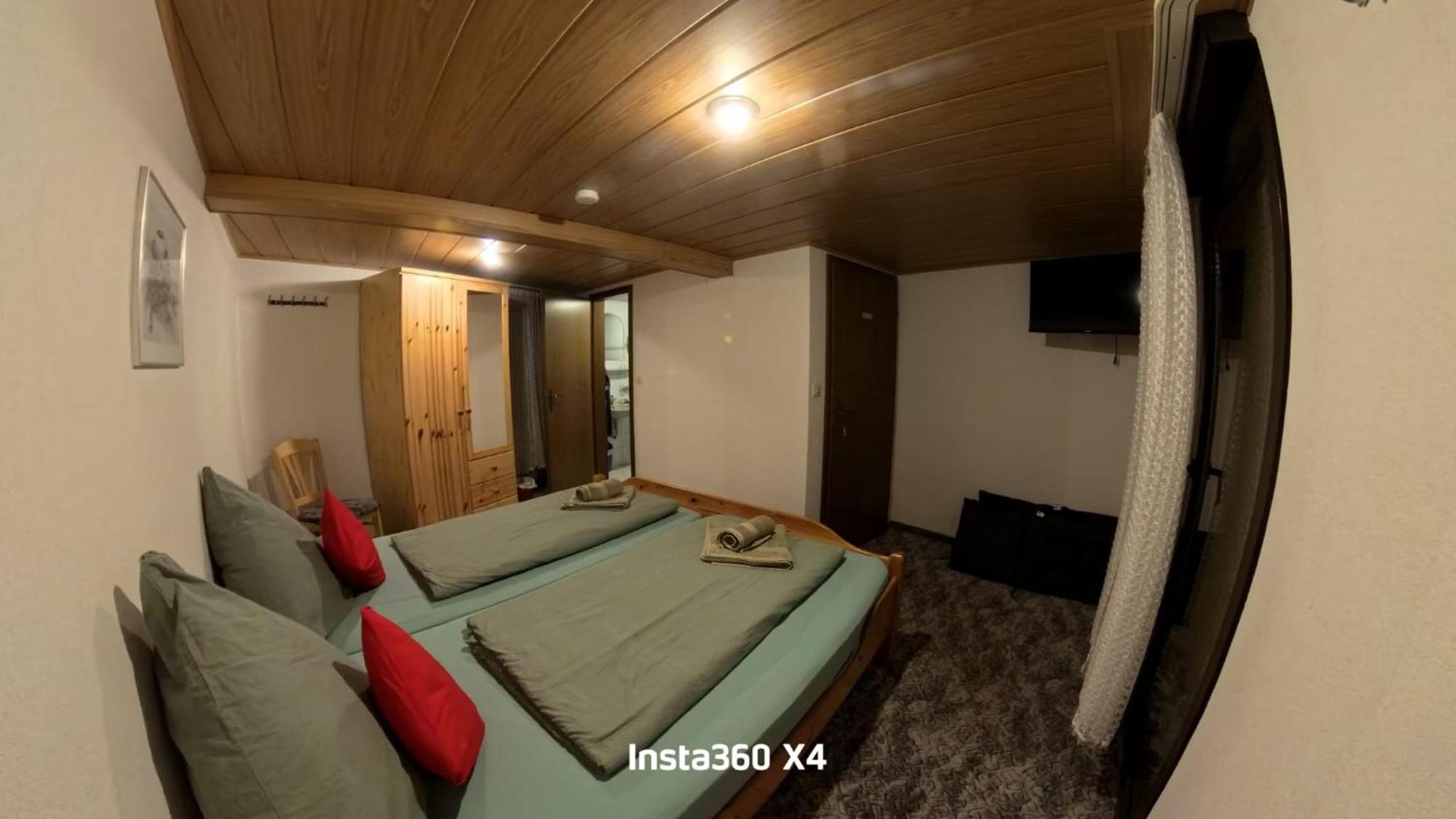 Gaestehaus Eulenkoepfchen Neef ภายนอก รูปภาพ